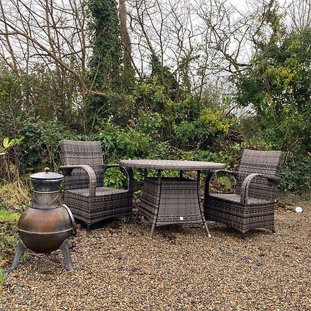 Burren Garden Glamping Hut Villa Boston ภายนอก รูปภาพ